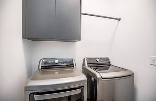 Downtown House | Bike House 1 - Hot Tub and Sauna - Downtown - Direct Access to MTB Trail