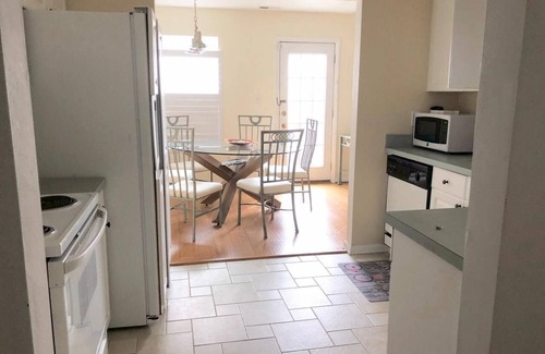 Northeast Virginia Beach House | Bike to VA Beach’s Oceanfront lll