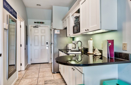 Rosemary Beach Condo | Bikes and beach chairs included!30A-Studio between Rosemary and Alys Beach