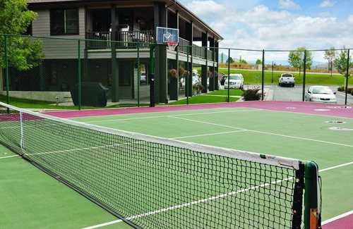 Wolf Creek Resort | Biking, river kayaking, hiking and much more!