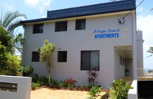 Bilinga Apartment | Bilinga Beach 4 - Absolute Beachfront