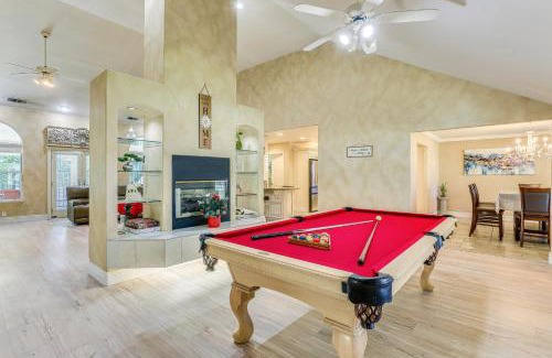 Clovis House | Billiards and Private Pool Bright Clovis Home!