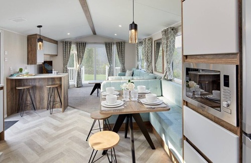 Great Houghton House | Billing Aquadrome Gold 2 Bed Caravan KL08