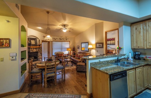 Ruidoso Condo | Billy the Kid Did Not Sleep Here But You Can!
