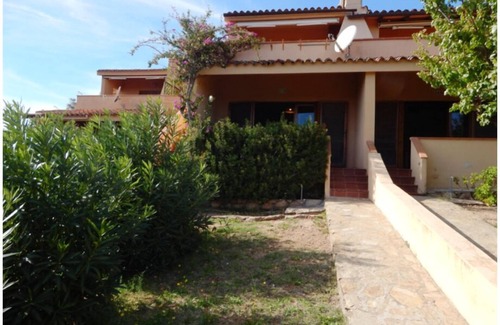 Porto Istana Apartment | Bilo Istana - One Bedroom Apartment, Sleeps 4