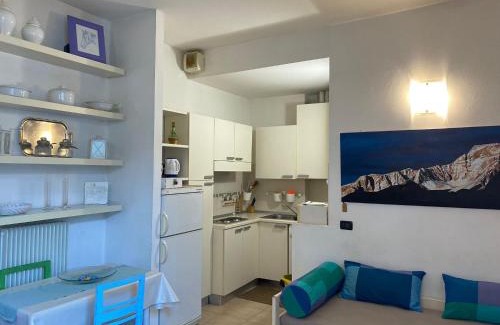 Oltretorrente Apartment | Bilocale atelier in centro storico