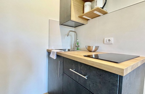 Alba Apartment | Bilocale con balcone e piscina a Riccione