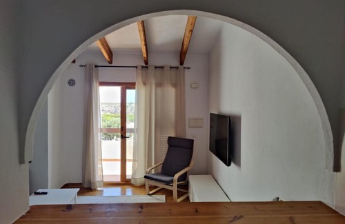 Arenal d'en Castell Apartment | Biniplaya - Apartamento reformado al lado de la playa