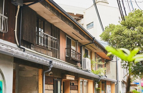 Nakatsu House | BIO 004 I want to cook well even when traveling - 004/Osaka Ōsaka