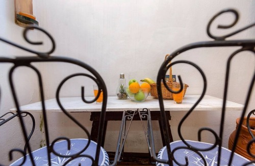 Old Town Apartment | Bio-climatic Cave Studio with private terrace