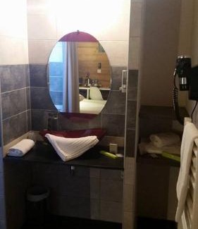 Saint-Vulbas Hotel | Bio-Motel