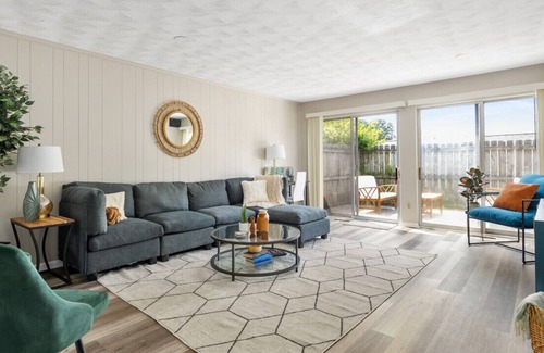 Heath Apartment | Birch and Oak - 2 BR, One Story Apartment, King Beds, Private Patio