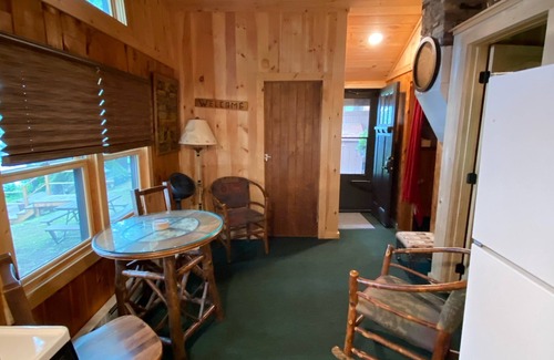 Cook Cabin | Birch Cabin at Vintage Vermilion Resort
