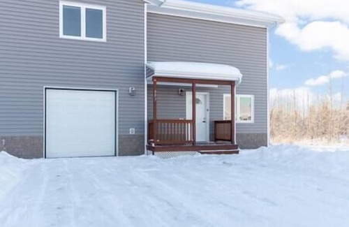 Fairbanks House | Birch Hill Retreat Great location2+gArAge+AurorA