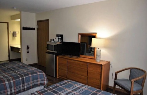 Hayward Resort | Birch Point Resort Condo #19 - Nelson Lake, Hayward