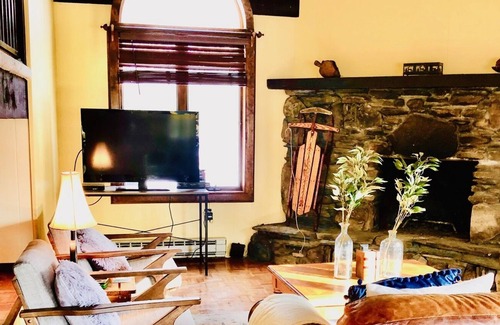 Fleischmanns House | Birch Tree Lodge - Cozy Cabin Getaway in the Catskills