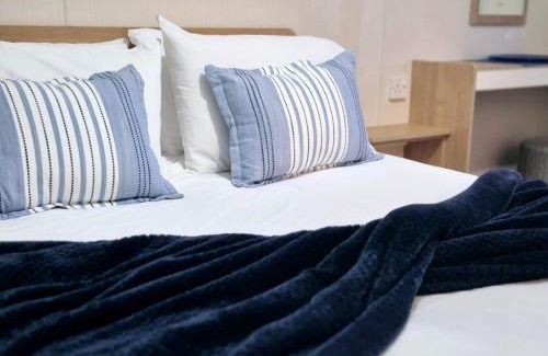 Isle of Thanet House | Birchington Vale - Etchingham Sleeps 6 Family Friendly, Pet Friendly