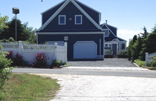 North Truro House | Bird's Eye View Of Cape Cod Bay. Waterfront Home With Private Beach.
