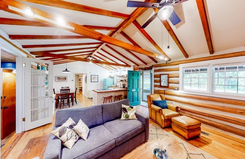Franklin House | Bird-watcher's creekside cabin with screened porch, fireplace, yard, & firepit