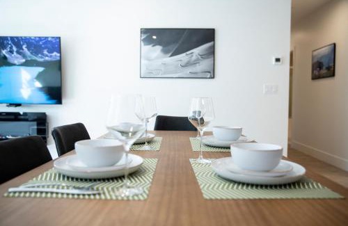 Revelstoke Apartment | Birdies and Bears by Revelstoke Vacations