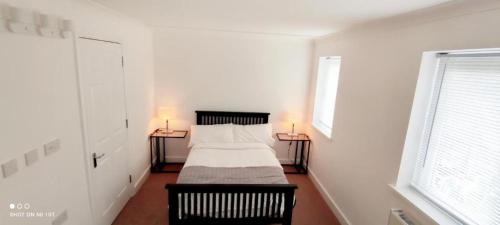Evelyn House | Birds Nest Residency