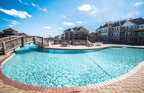 Duck Condo | BIS-Duck Resort - 2BR/2BA - First Floor Unit, Close to Pool and Beach!