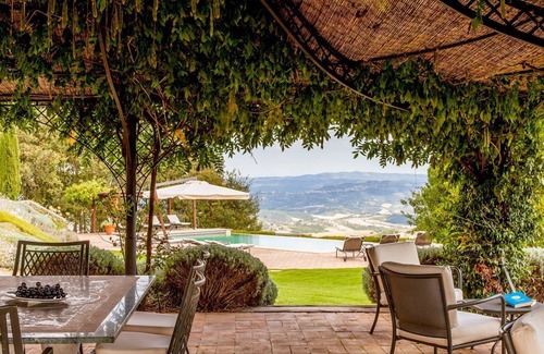 Allerona Villa | Bisenzio Tower - Eight Bedroom Villa, Sleeps 16