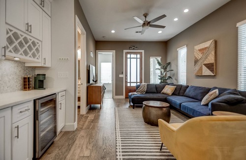 Oak Cliff House | Bishop Arts Abode!