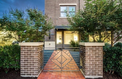 Kessler Apartment | Bishop Arts Hotel Studio 1