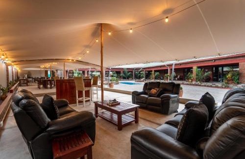 Victoria Falls House | Bishop House