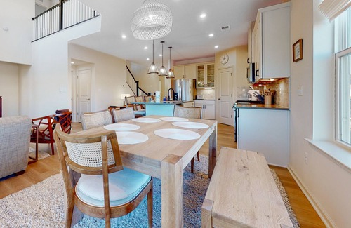 Millville Villa | Bishop's Landing brand new villa with EVC, pond views, outdoor pool, gym, tennis