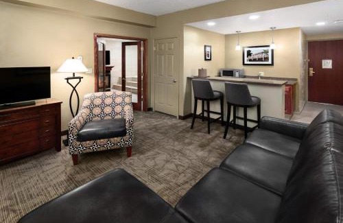 Bismarck Hotel | Bismarck Hotel and Conference Center