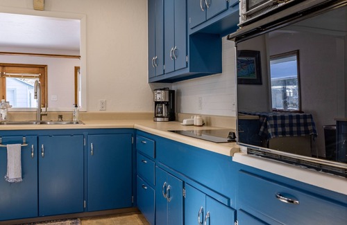 Cody House | Bison Hills- pet friendly, within walking distance of historic downtown Cody!