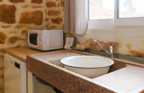Bizanet House | BIZ1 Air-conditioned cottage "l'Esprit Campagne" with natural swimming pool BIZANET