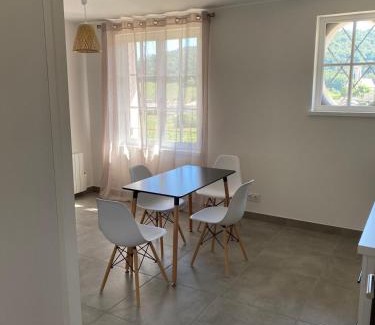 Fuisse Apartment | Black And White Swallow Fuiss