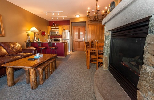 River Run House | Black Bear #8046