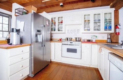 Sheffield Apartment | Black Bear Bungalow, Sheffield/Great Barrington/Ski Resorts