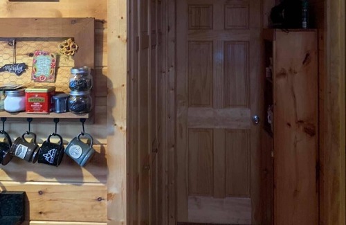 Murphy Cabin | Black Bear Retreat “The Perfect Getaway”