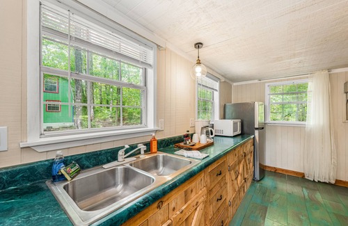 Mentone Cottage | Black Bear