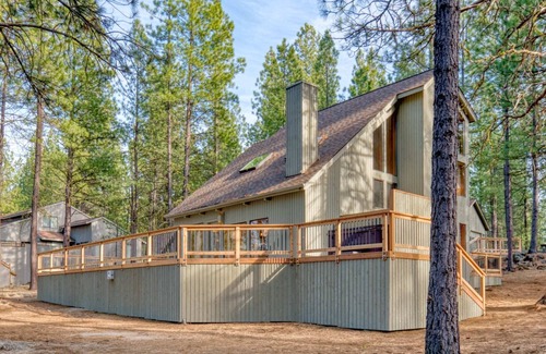 Black Butte Ranch House | Black Butte Ranch Glaze Meadow 085