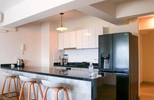 San Isidro Centro Financiero Apartment | Black by Wynwood House