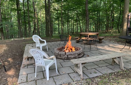 Blairs Mills Cabin | Black Connection Valley Lodge