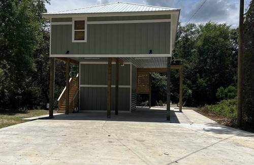 Hattiesburg Cabin | Black Creek Cabin