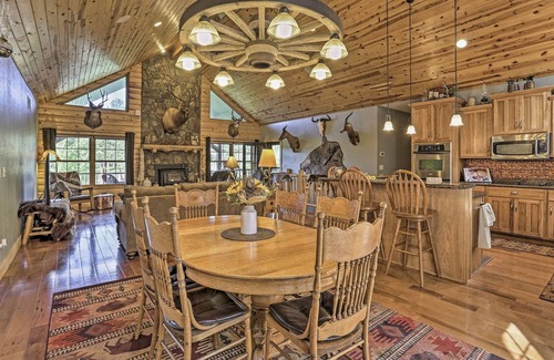 Custer House | Black Hills Cabin: Hot Tub, Fishing Pond & Deck