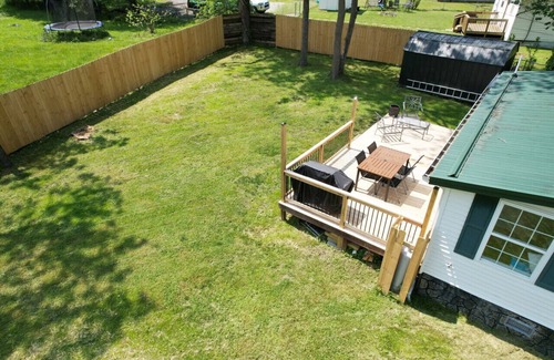 Lansing Cottage | Black Ridgetop at NRG National Park