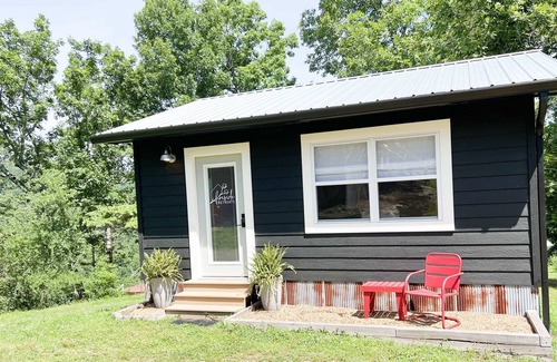 Newnata Cabin | Black Sheep Casita ~ With Firepit