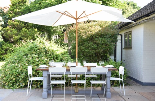 Wenhaston Cottage | BLACKSHORE HOUSE, WENHASTON, pet friendly in Halesworth