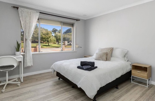 Hamilton Hill House | Blackwood Stays