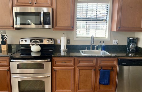 Counce Cabin | Blade Bay - Beautiful Remodeled cabin, close to everything, pet friendly! n