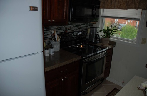 Waynesboro Apartment | Blair's Vintage Apartment Nestled in Wine Country